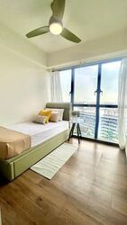 Lake Grande (D22), Condominium #616040161